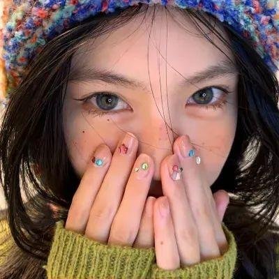 珊珊小传